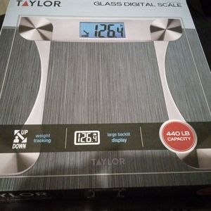 BRAND NEW IN BOX Taylor Glass Digital Scale.